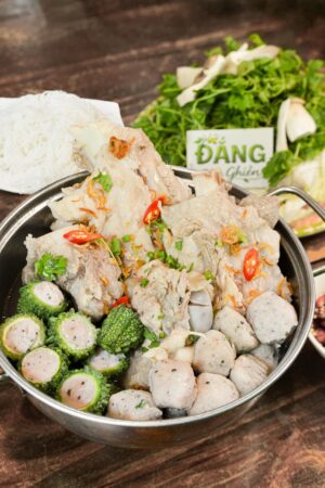 Lẩu sườn chìa nhỏ